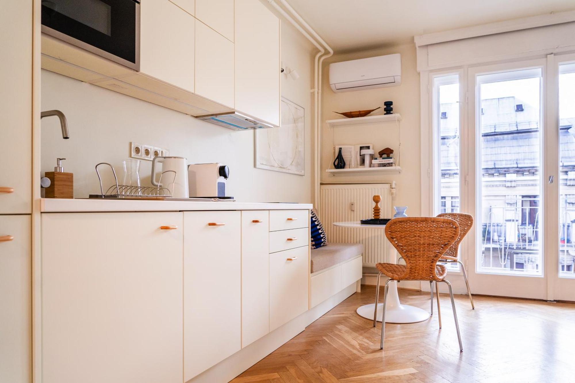 Apartamento Pannonia View Delight Budapest Exterior foto