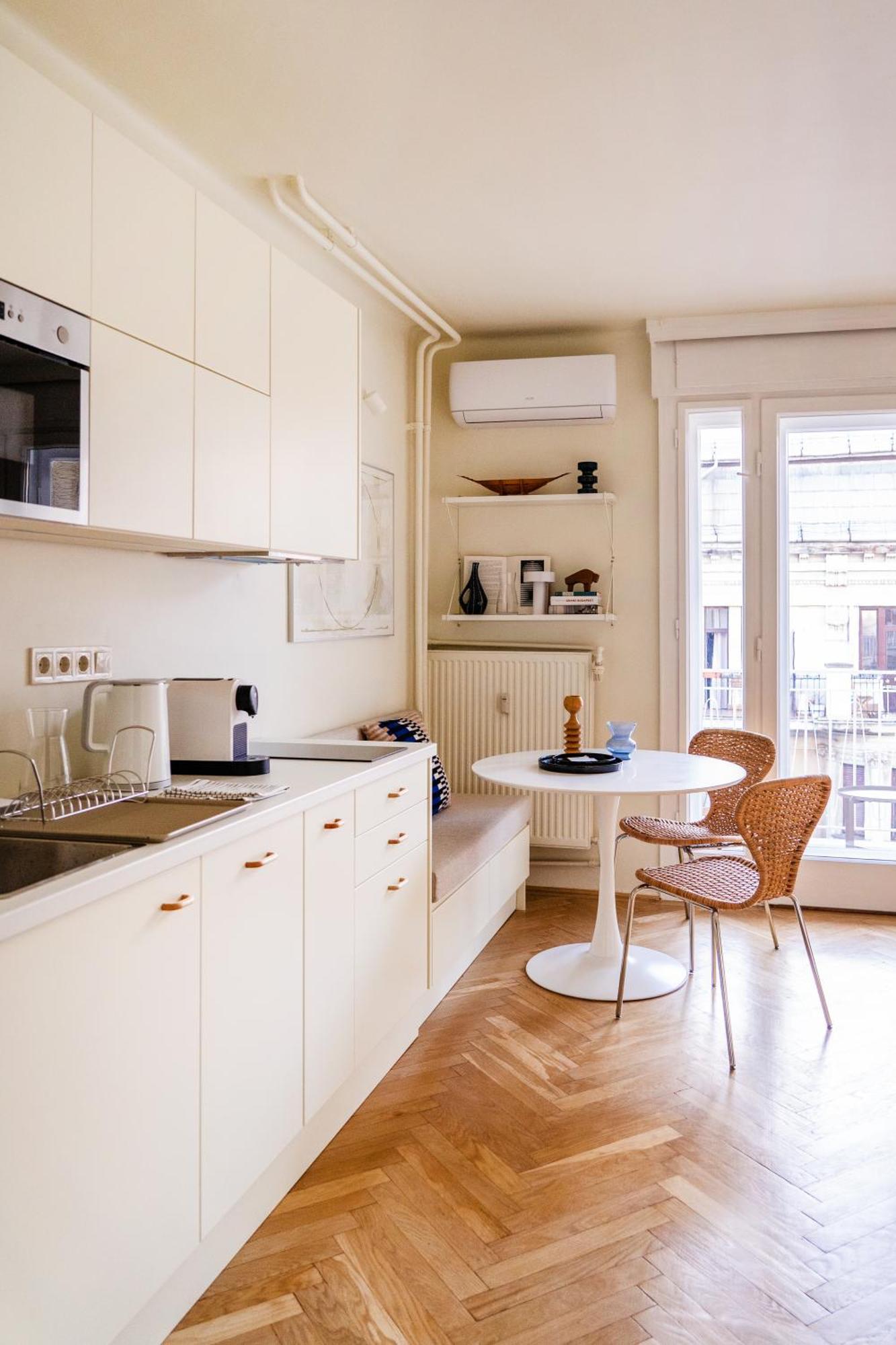 Apartamento Pannonia View Delight Budapest Exterior foto