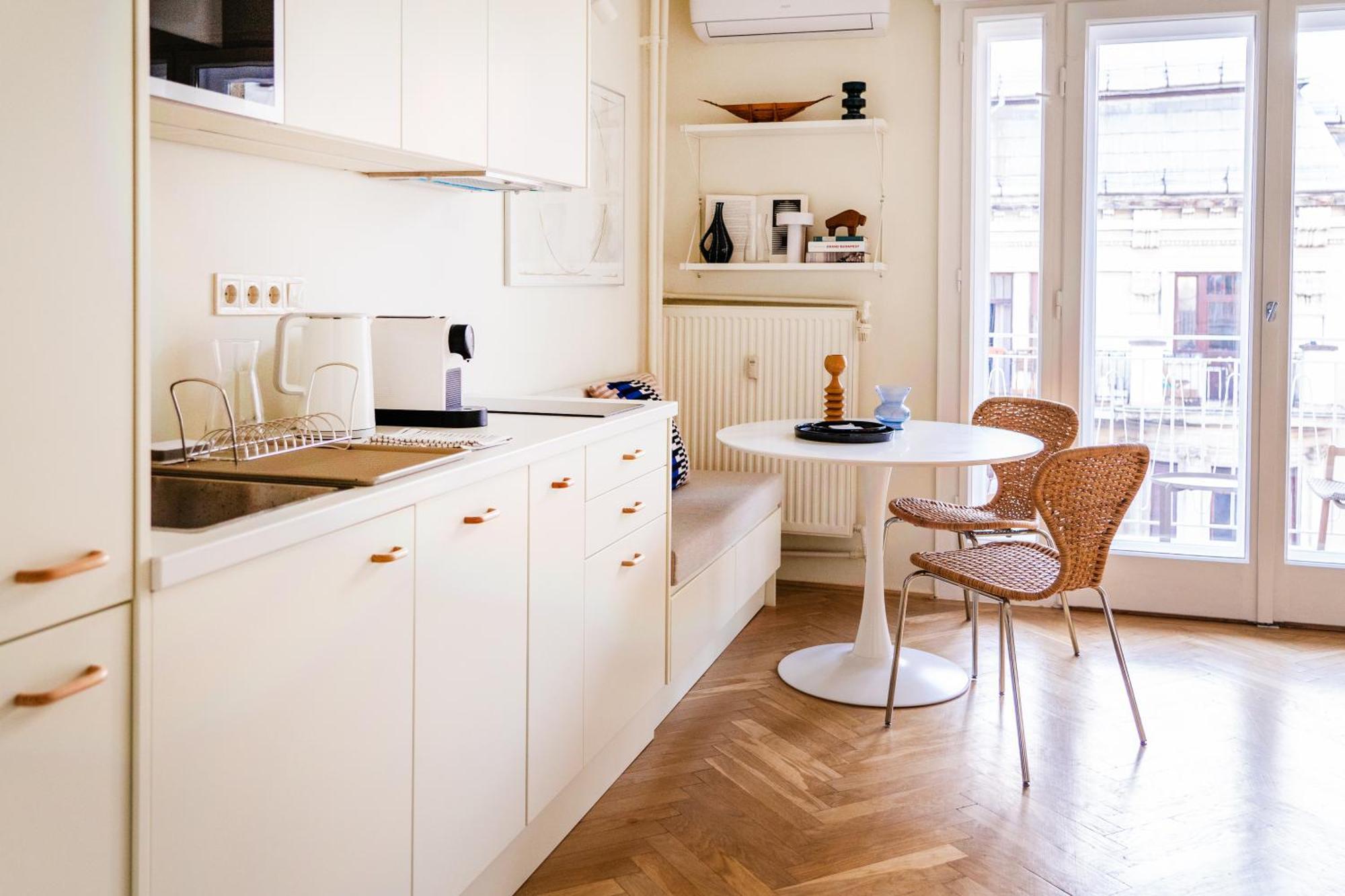 Apartamento Pannonia View Delight Budapest Exterior foto